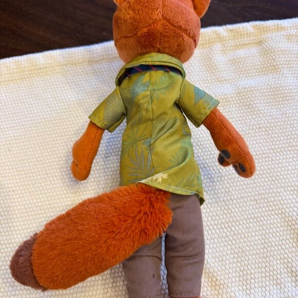 Disney Zootopia Nick Wilde 13" Plush Stuffed Animal Toy Fox Tag - Picture 3 of 5
